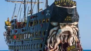 Все экскурсии в Алании Пиратский корабль Big Kral - экскурсия в Сиде